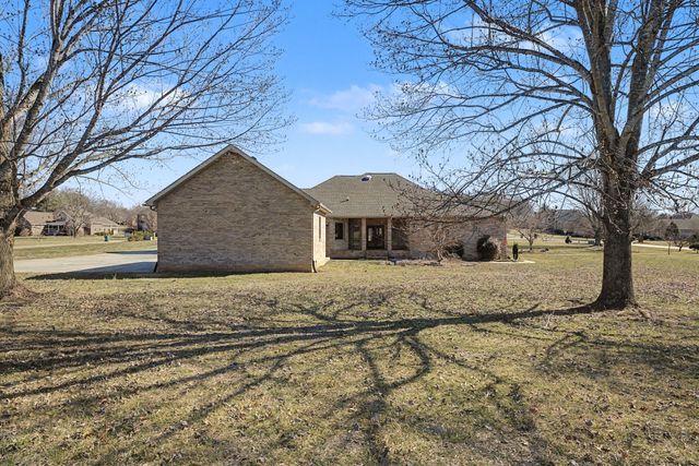 145 Franklin Heights Dr, Winchester, TN 37398