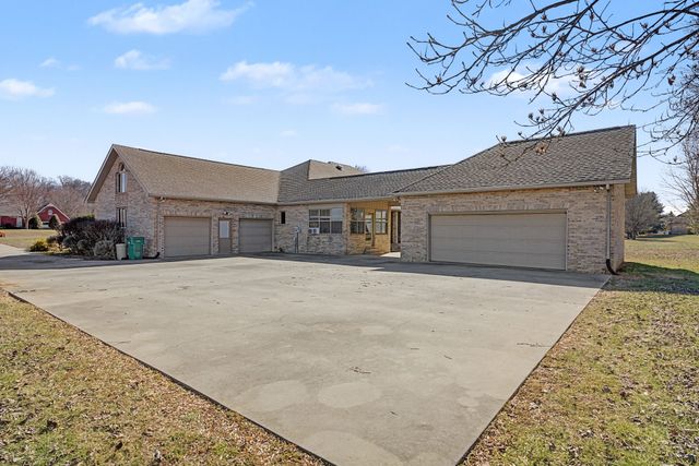 145 Franklin Heights Dr, Winchester, TN 37398