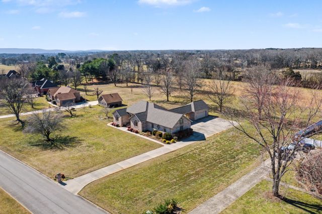 145 Franklin Heights Dr, Winchester, TN 37398