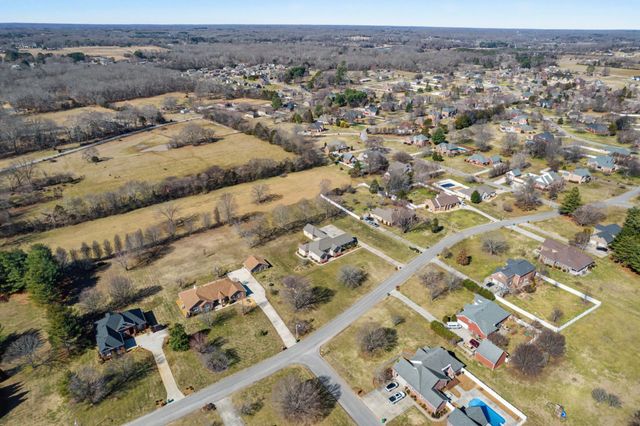 145 Franklin Heights Dr, Winchester, TN 37398