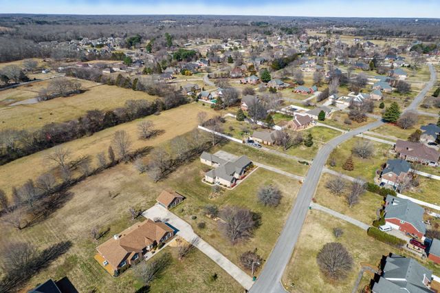 145 Franklin Heights Dr, Winchester, TN 37398