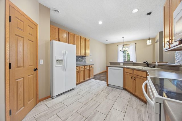17179 Monroe Drive NW, Elk River, MN 55330