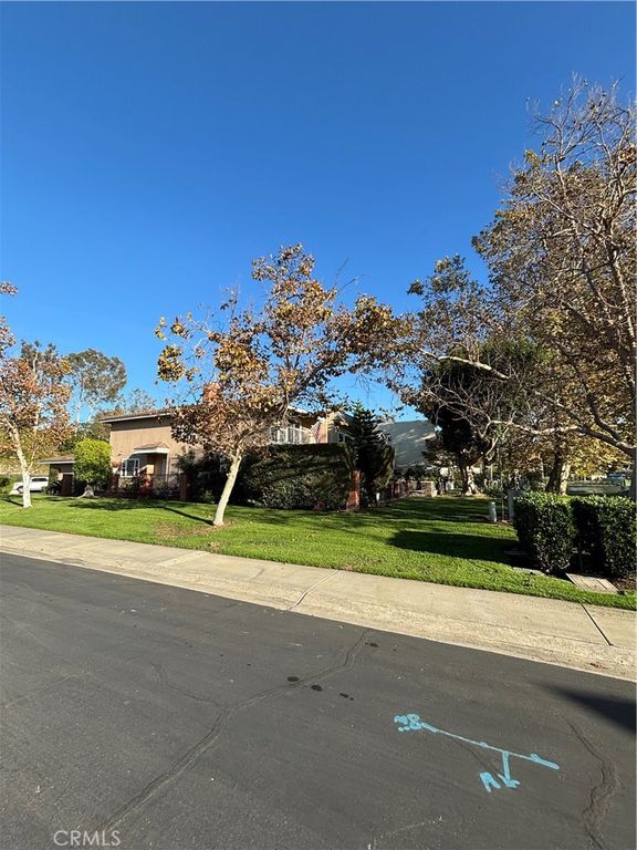 24662 Toledo, Lake Forest, CA 92630 — photo 2