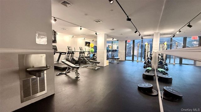 251 1st Street 4A, Brooklyn, NY 11215