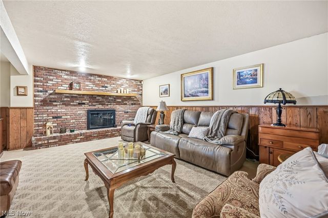 11488 N 12th Street, Beloit, OH 44609