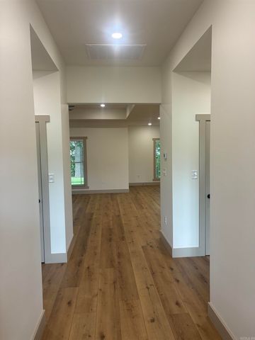 1108 Summit Ridge Drive, Paragould, AR 72450