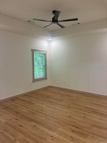 1108 Summit Ridge Drive, Paragould, AR 72450