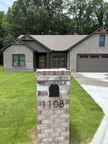1108 Summit Ridge Drive, Paragould, AR 72450