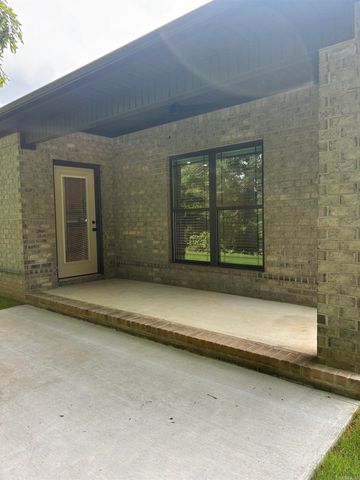 1108 Summit Ridge Drive, Paragould, AR 72450