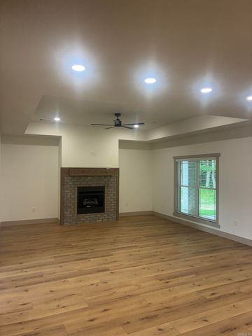 1108 Summit Ridge Drive, Paragould, AR 72450