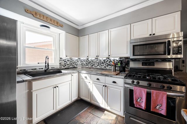 1019 Runell Rd, Louisville, KY 40214
