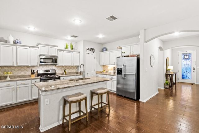 7365 Dewberry Drive, El Paso, TX 79911