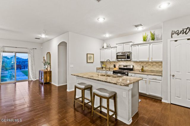 7365 Dewberry Drive, El Paso, TX 79911