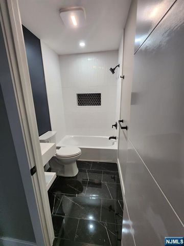 93 Hughes Street 2, Maplewood, NJ 07040