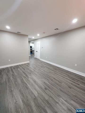 93 Hughes Street 2, Maplewood, NJ 07040