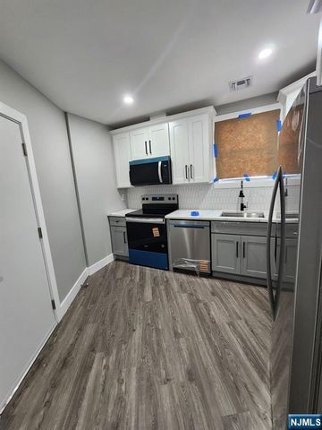 93 Hughes Street 2, Maplewood, NJ 07040