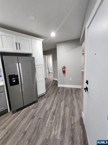 93 Hughes Street 2, Maplewood, NJ 07040