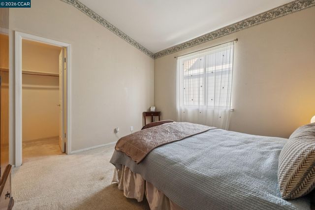 105 Crow Pl, Clayton, CA 94517