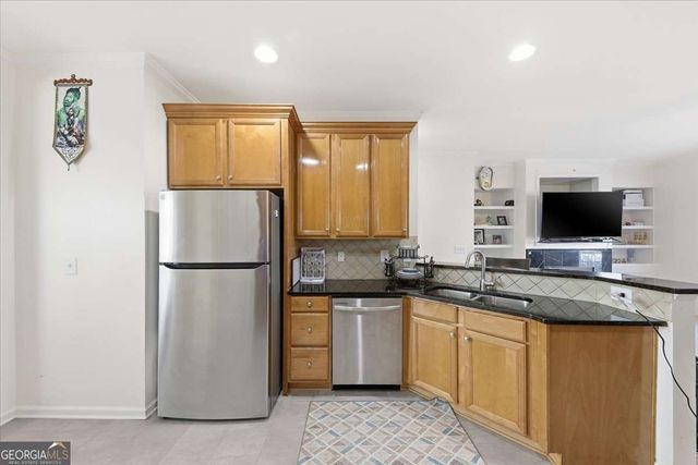 4941 Mountainside Trail, Stone Mountain, GA 30083