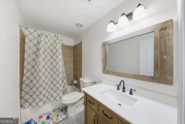 4941 Mountainside Trail, Stone Mountain, GA 30083