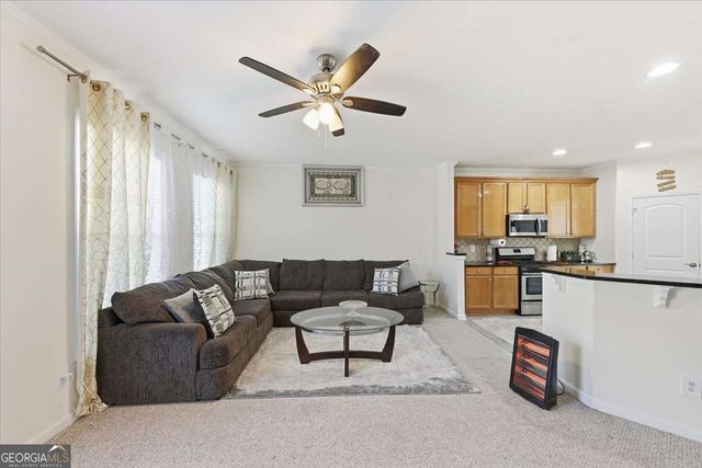 4941 Mountainside Trail, Stone Mountain, GA 30083