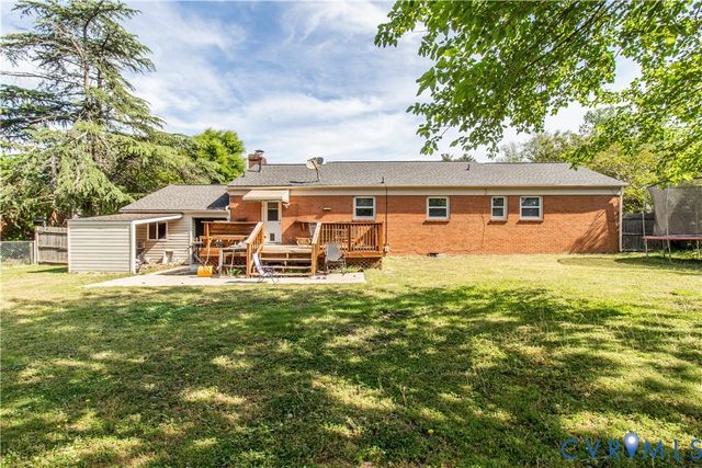 1109 Covington Rd, Colonial Heights, VA 23834