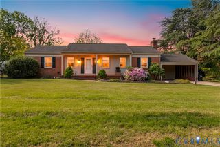 1109 Covington Rd, Colonial Heights, VA 23834