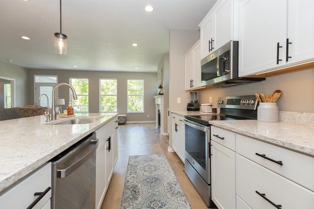 2263 E BALDEAGLE DRIVE, Appleton, WI 54913