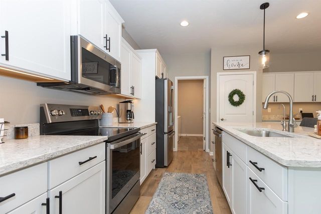 2263 E BALDEAGLE DRIVE, Appleton, WI 54913