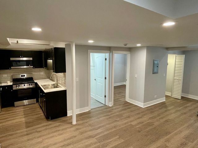 5010 N Springfield Avenue G, Chicago, IL 60625