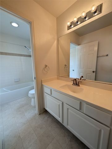 427 Rainforest Court, Murphy, TX 75094