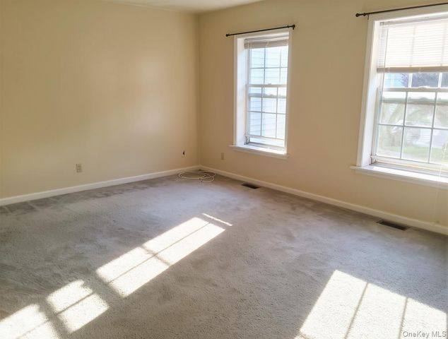 402 Watch Hill Drive 402, Tarrytown, NY 10591