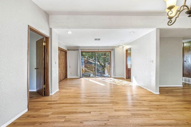 1305 Bishali Ln, Meadow Vista, CA 95722