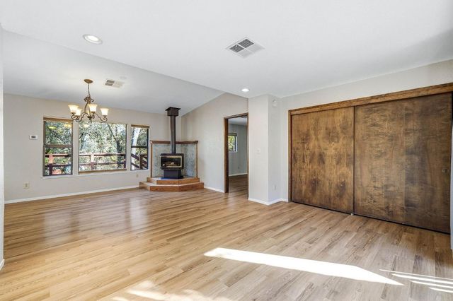 1305 Bishali Ln, Meadow Vista, CA 95722