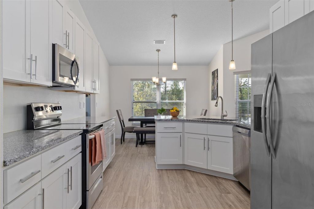 Image 11 of property listing at 13182 SPRUCE GROUSE AVENUE, Brooksville, FL 34614