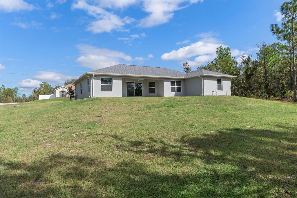 Image 32 of property listing at 13182 SPRUCE GROUSE AVENUE, Brooksville, FL 34614