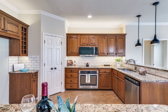 9798 Helms Trail, Forney, TX 75126
