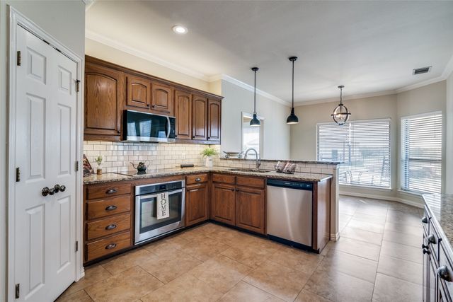 9798 Helms Trail, Forney, TX 75126