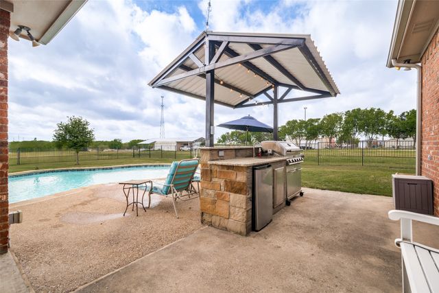 9798 Helms Trail, Forney, TX 75126