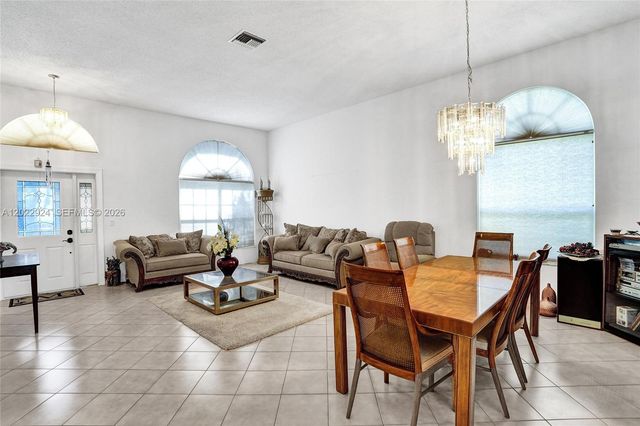 1155 NW 132nd Ave, Pembroke Pines, FL 33028