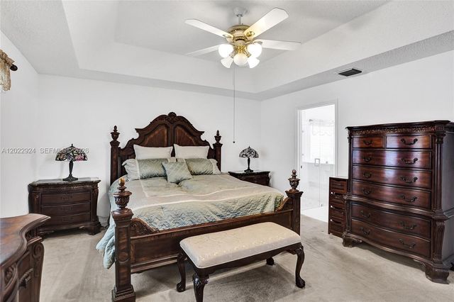 1155 NW 132nd Ave, Pembroke Pines, FL 33028