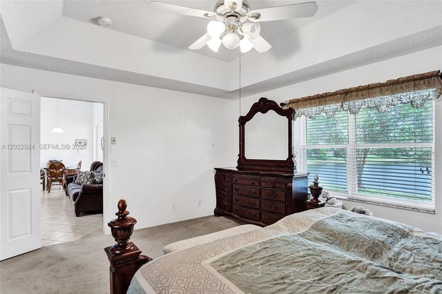 1155 NW 132nd Ave, Pembroke Pines, FL 33028