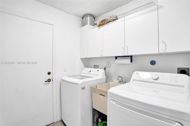 1155 NW 132nd Ave, Pembroke Pines, FL 33028