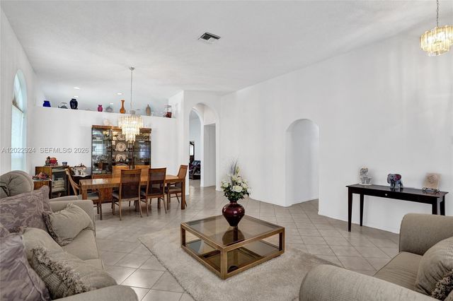1155 NW 132nd Ave, Pembroke Pines, FL 33028
