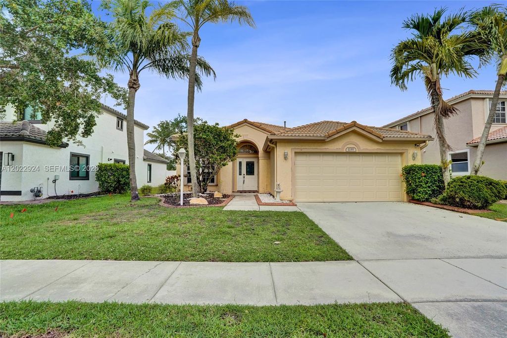 1155 NW 132nd Ave, Pembroke Pines, FL 33028