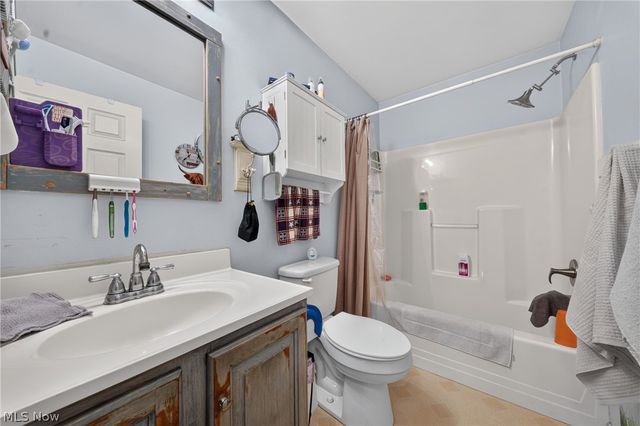 2947 Sheffield Road, Jefferson, OH 44047