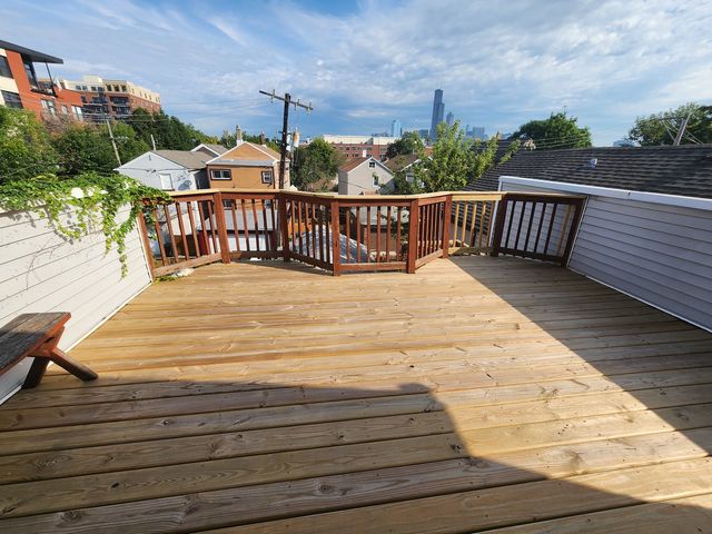 726 W 17th Street 2, Chicago, IL 60616