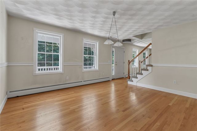46 Victory Highway, West Greenwich, RI 02817