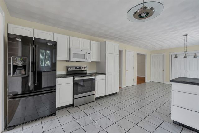 46 Victory Highway, West Greenwich, RI 02817