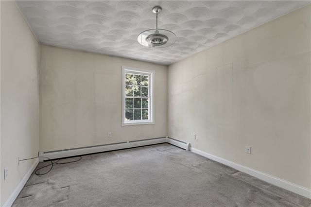 46 Victory Highway, West Greenwich, RI 02817